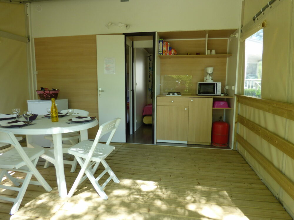 Camping Aude Carcassonne Location Mobil Home Tithome 4