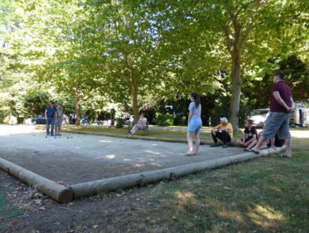 Camping Aude Carcassonne pétanque